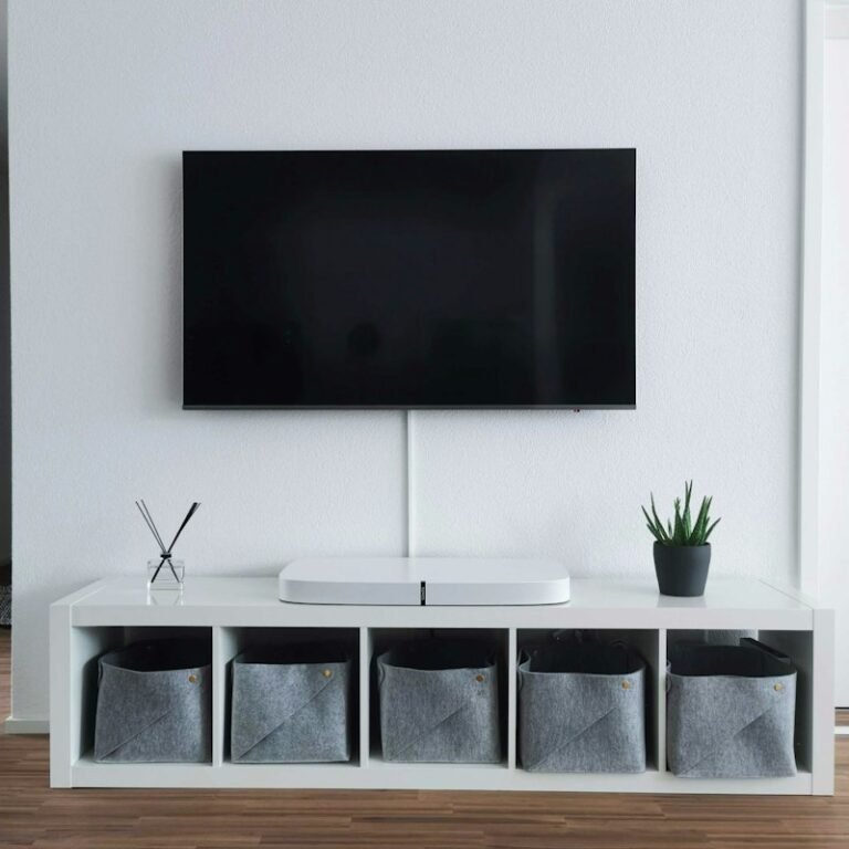 32-inch Smart LED TV HD Ready – electronics pick in the Play Projekt India Store