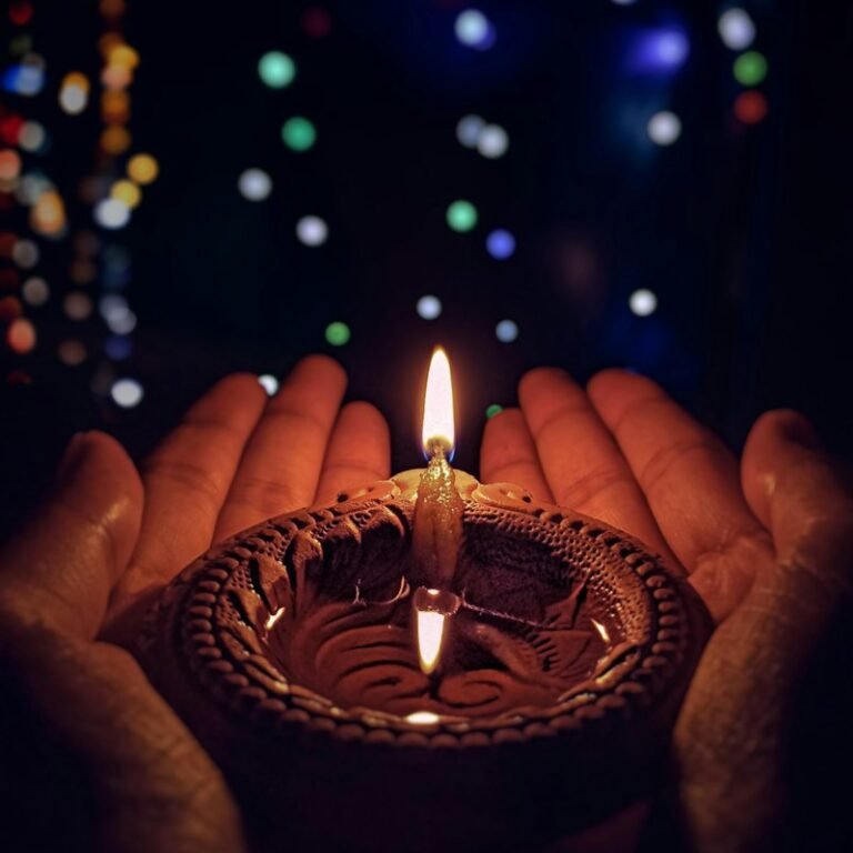 Terracotta Diyas Set of 50 Handpainted – festival pick in the Play Projekt India Store